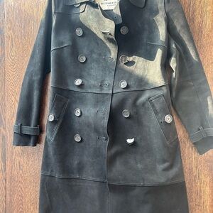 Burberry Women's Elegant Black Trench Coat